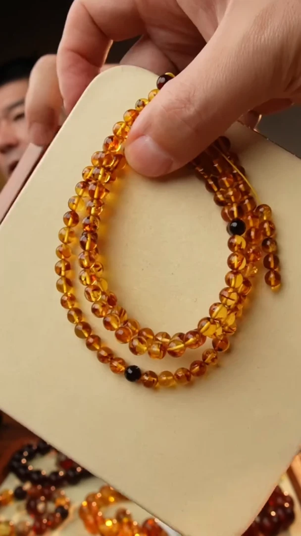 【闪购商品】琥珀裸石未镶嵌6+花珀108