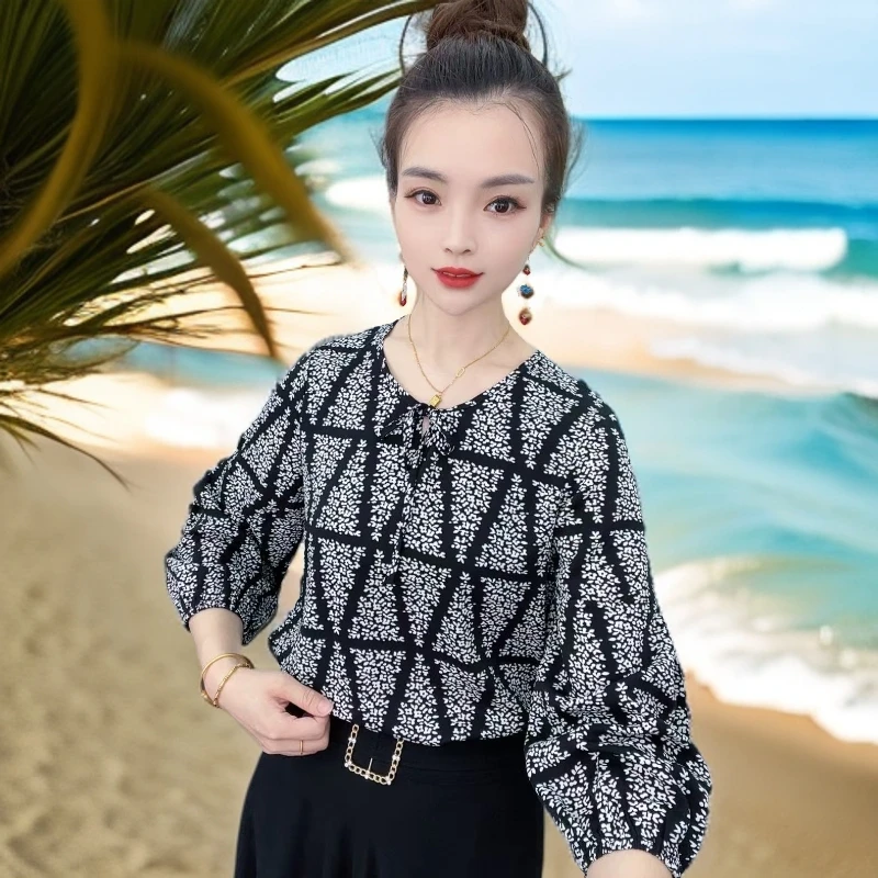 081#爆款七分袖碎花女防晒衫2025年夏季显瘦洋气时尚宽松打底衬衫