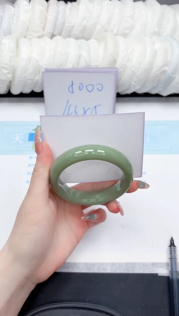 石英质玉手镯未镶嵌74-62