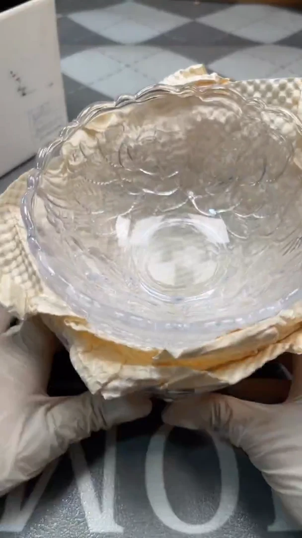 瓷片陶瓷如图所示周边