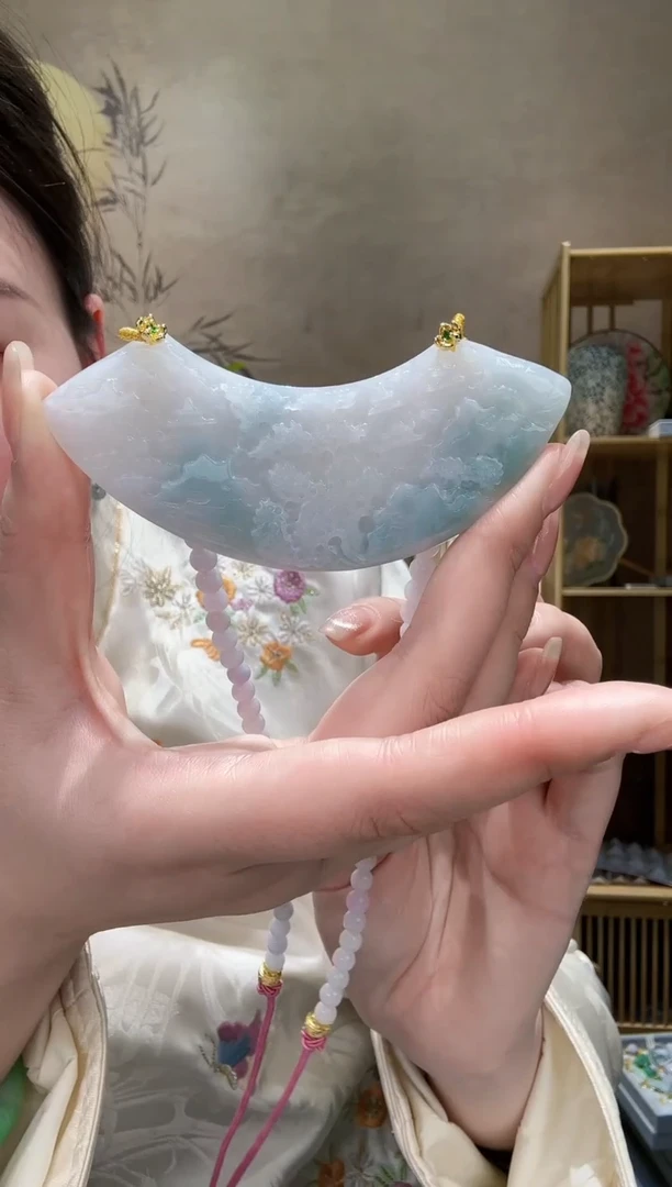 【闪购商品】翡翠颈饰未镶嵌吊坠