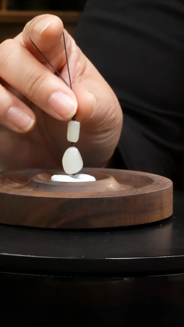 【闪购商品】和田玉吊坠(不含链)未镶嵌3.1克和田玉原石