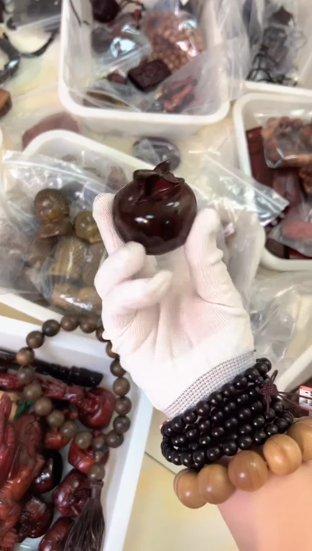 【闪购商品】木孤品紫苹果小摆件