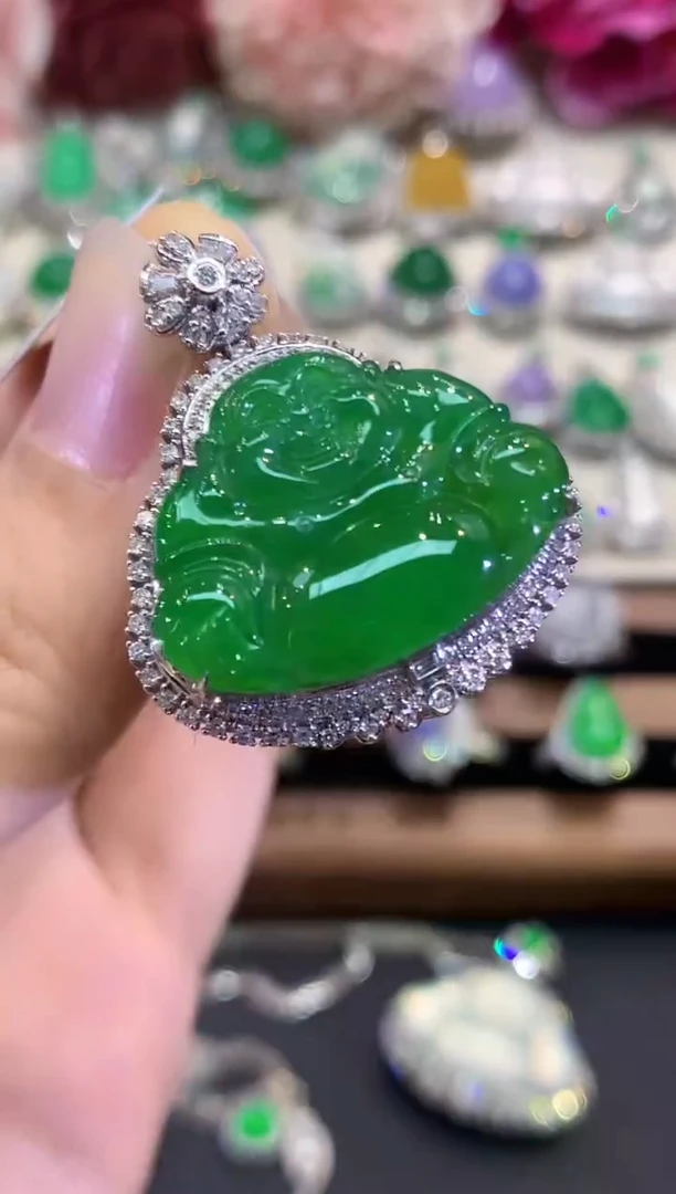 吊坠(不含链)18K金镶嵌翡翠B299