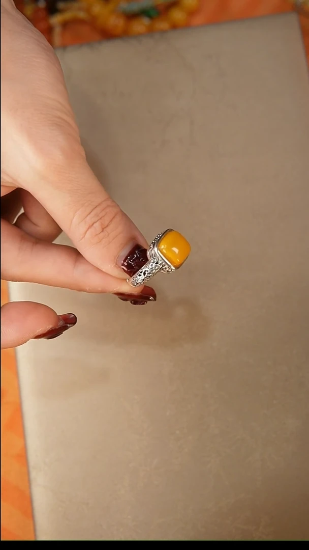 【闪购商品】琥珀戒指银S925镶嵌戒指