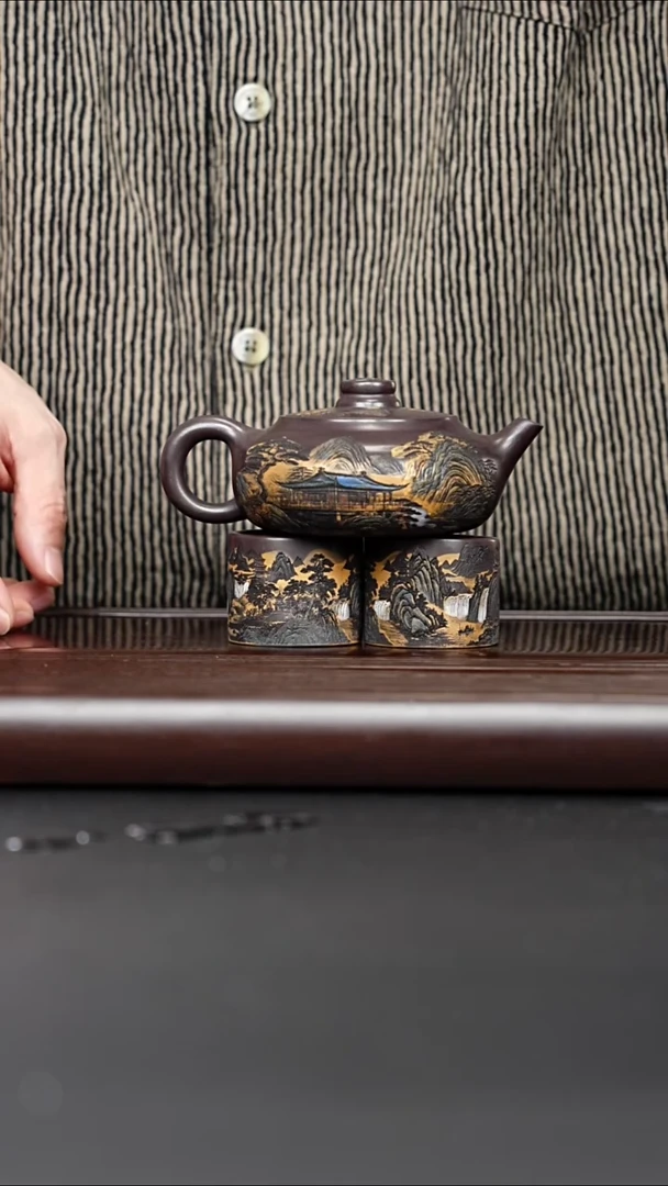 茶壶紫砂宜兴紫砂 彩刻道洪汉瓦套组 赤龙血砂 赵园静