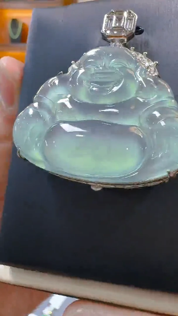 翡翠未镶嵌吊坠(赠链)天然A货翡翠