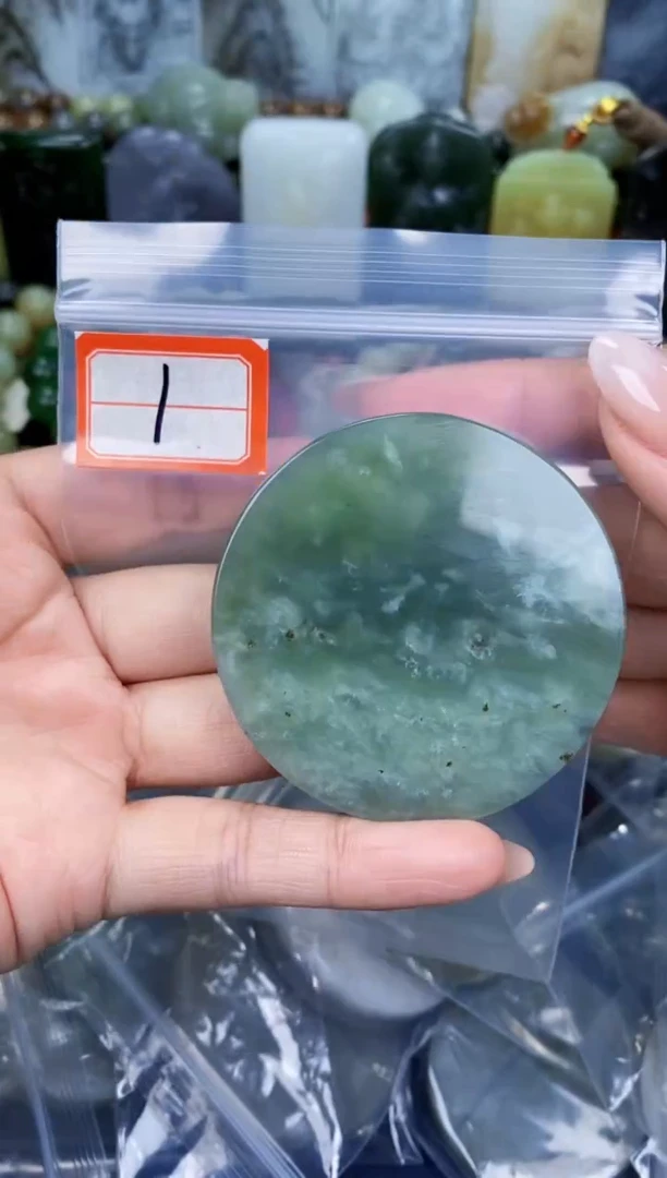 颈饰未镶嵌和田玉和田玉