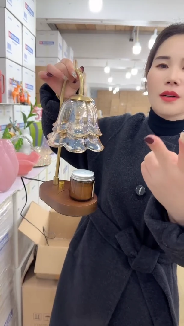 【闪购商品】无铅玻璃美全花器-q-早11