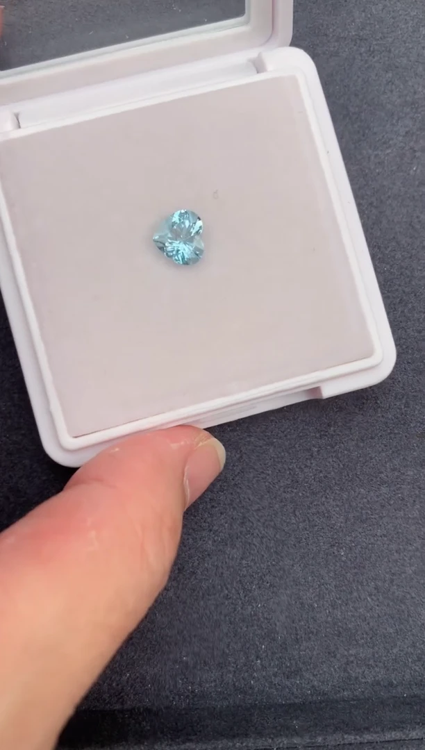 【闪购商品】海蓝宝石裸石未镶嵌1.4ct海蓝宝