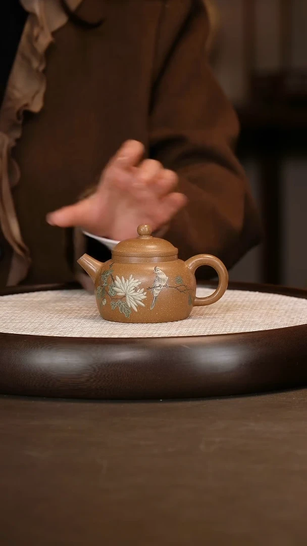 【任俊寅】福德 老团泥 220c+闻香杯+任氏茶