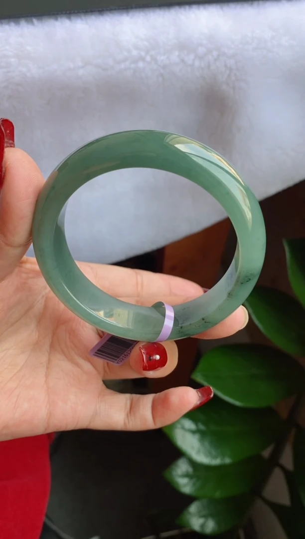 【闪购商品】翡翠手镯未镶嵌（冰胶油青湖水绿）7号