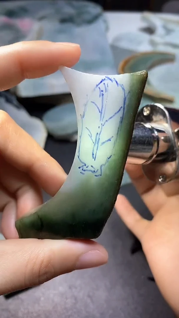 【闪购商品】翡翠颈饰未镶嵌料子