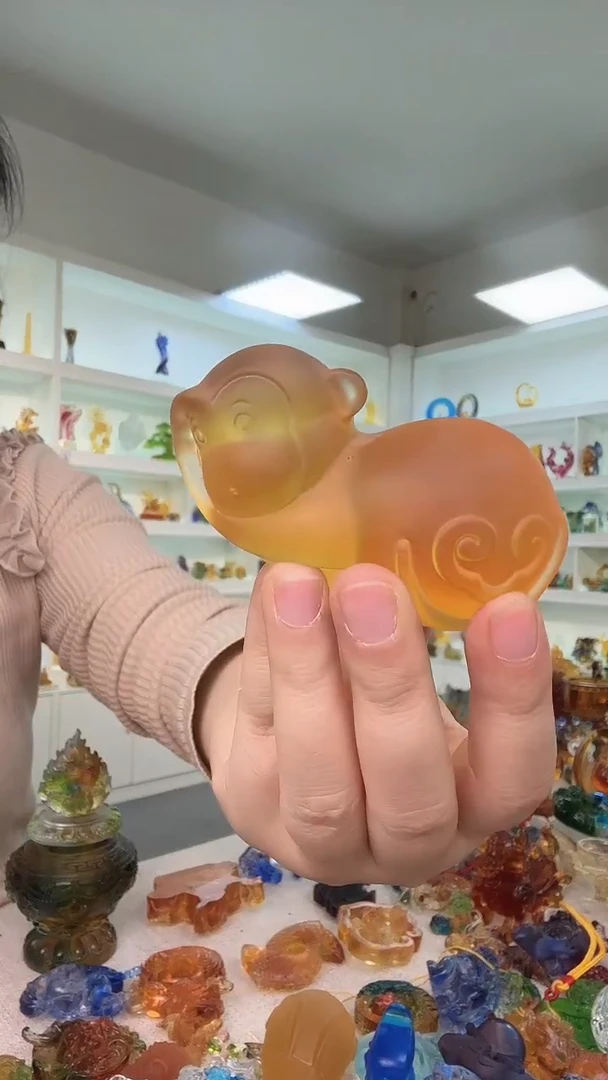 手工艺品琉璃猴子