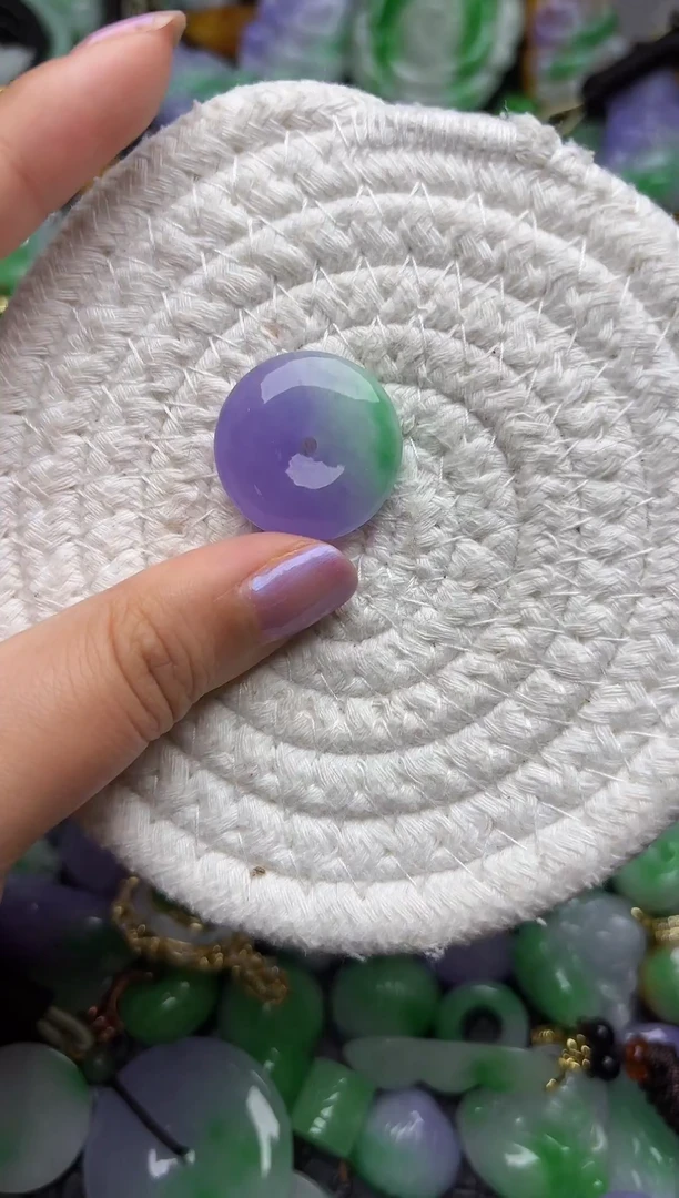 颈饰未镶嵌翡翠缅甸翡翠吊坠