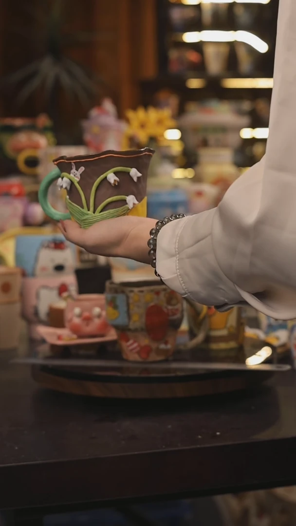 景德镇釉下彩绘设计师款式陶瓷