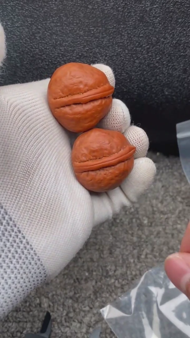 【闪购商品】文玩核桃把件龙胆1