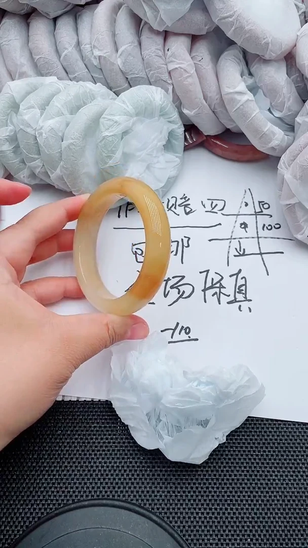 未镶嵌手镯石英质玉144-59-60
