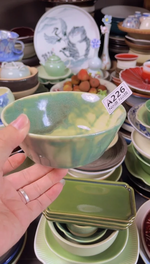 碗A226  福利手刷手工绿马蹄碗
