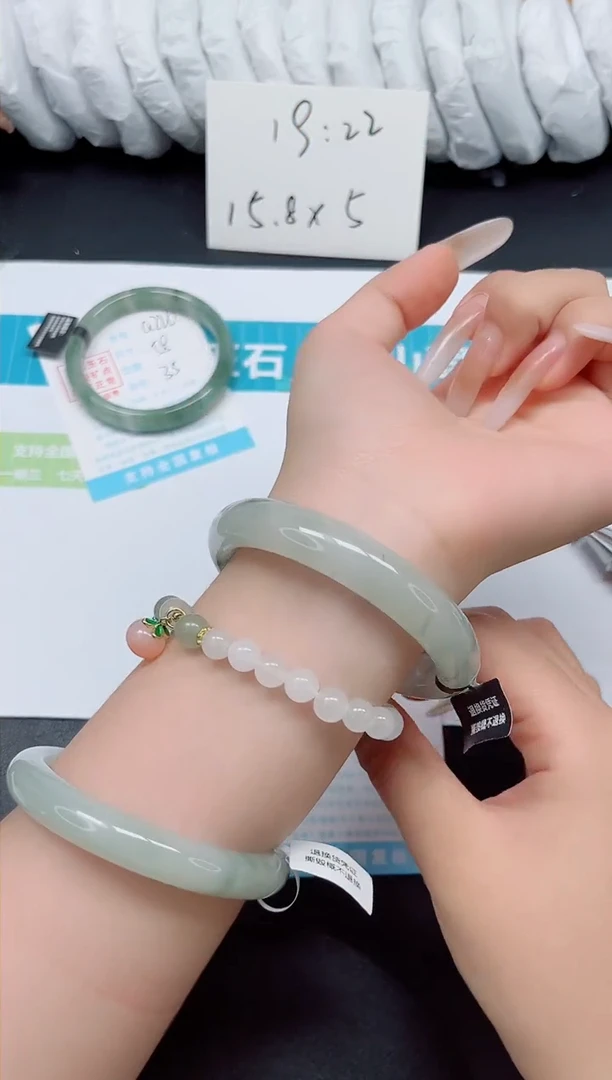 石英质玉手镯未镶嵌a227-60