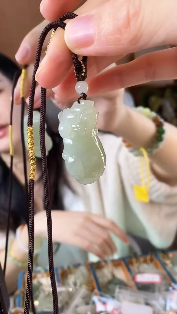 颈饰未镶嵌和田玉貔貅和田玉项链