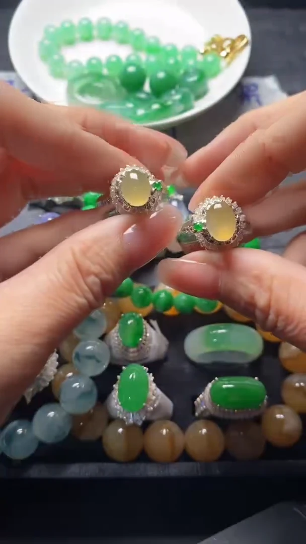 未镶嵌定制翡翠纯天然A货翡翠蛋面珠子