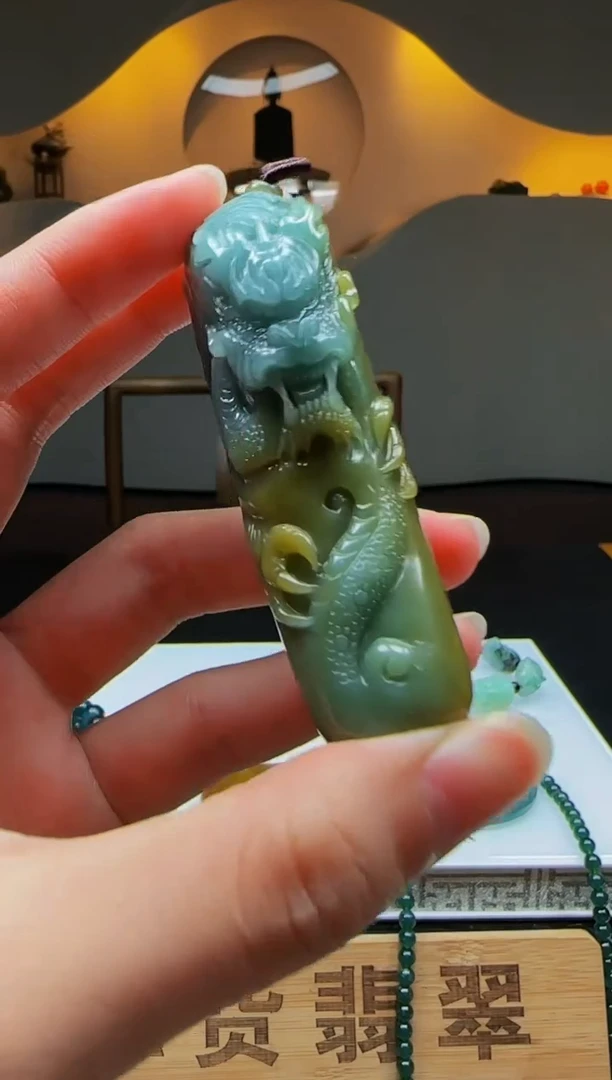 【闪购商品】定制翡翠未镶嵌Q03679翡翠毛货