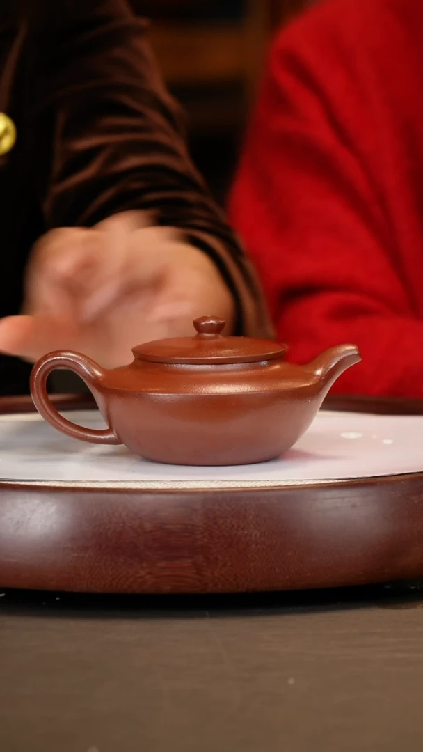 【闪购商品】紫砂茶壶【应亚林】石黄大红袍汉扁  260CC