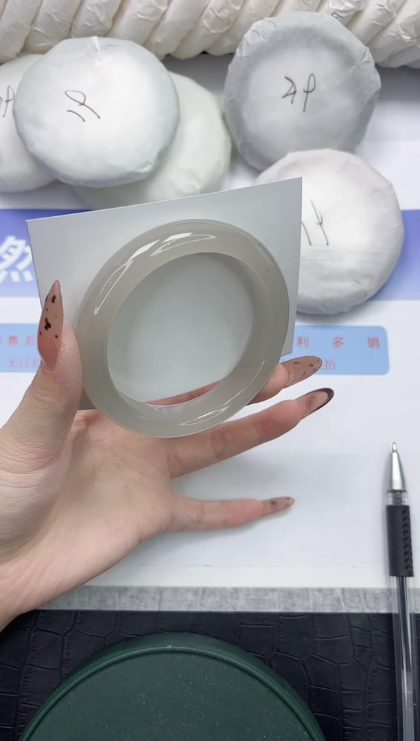 未镶嵌手镯石英质玉58-55.8