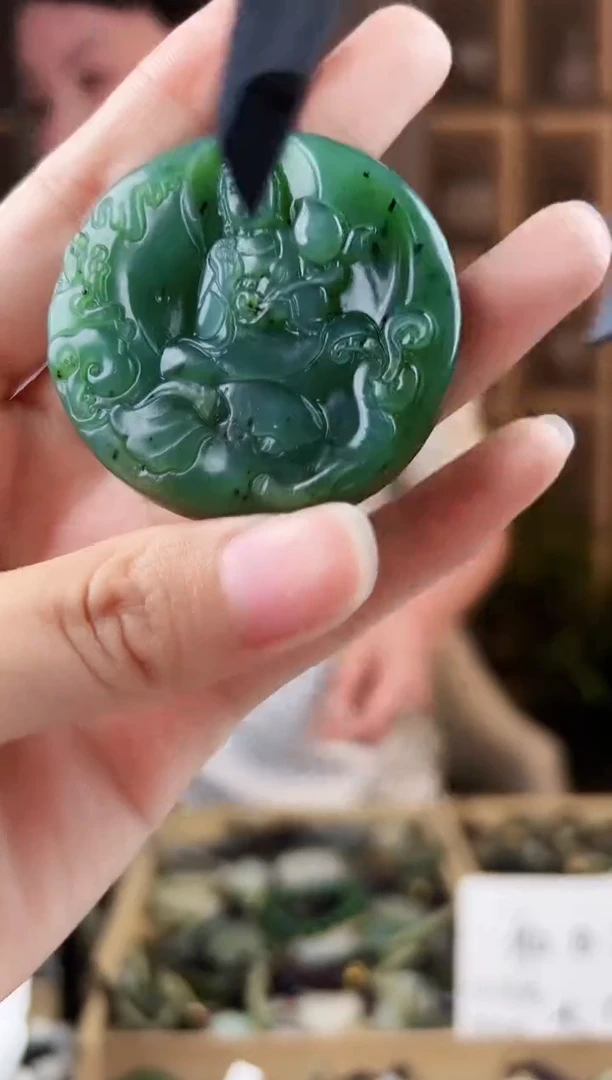 颈饰未镶嵌和田玉拍一发一，多样性发货