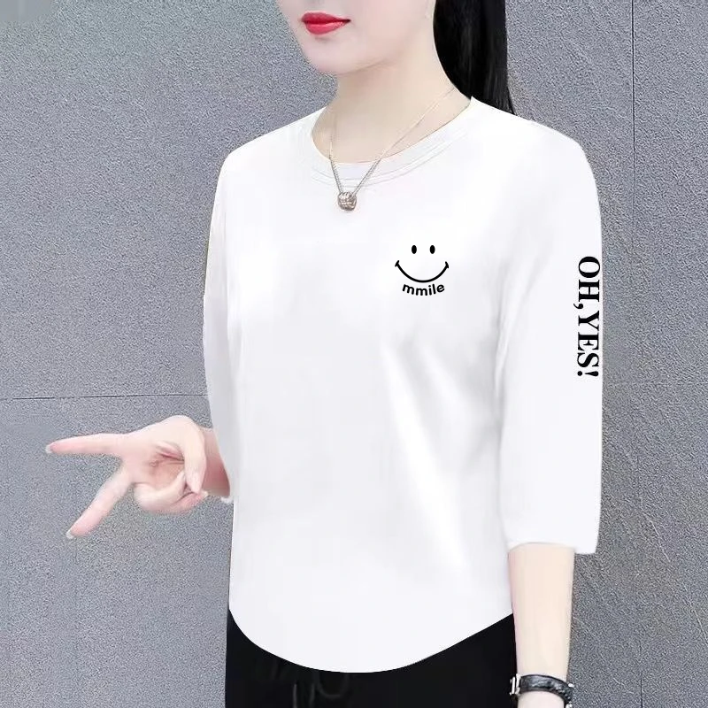 纯棉时尚洋气新款秋季打底百搭上衣宽松打底衫大码女款t恤白色T恤
