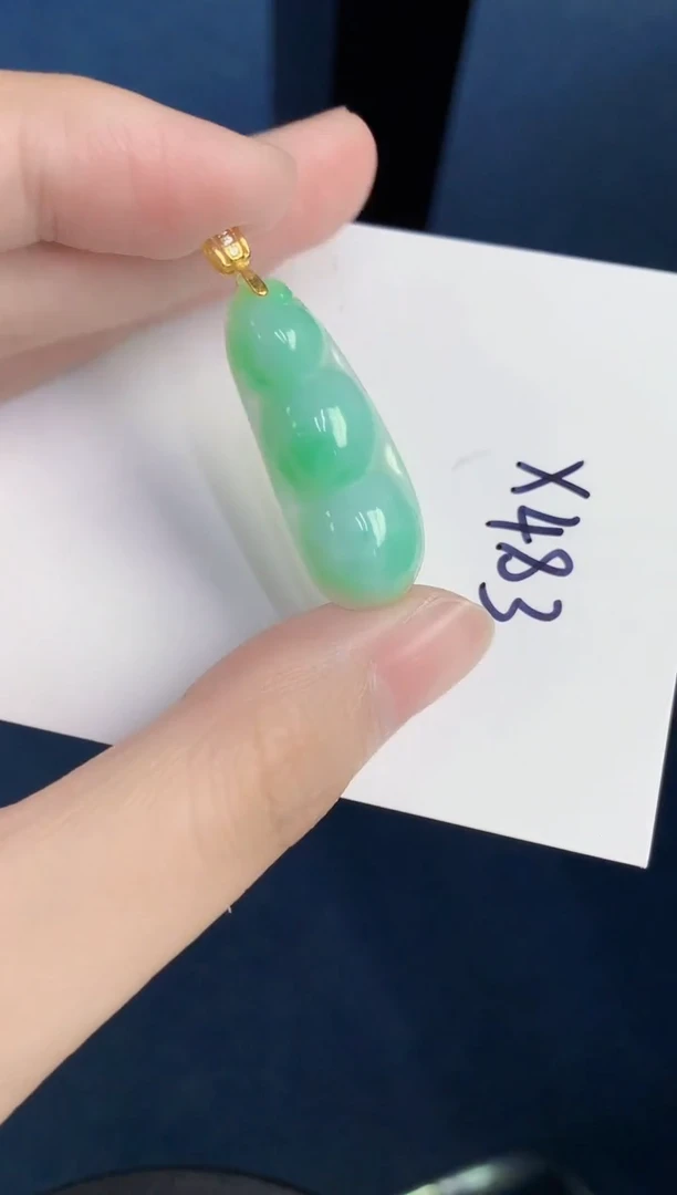 颈饰未镶嵌翡翠天然翡翠缅甸A货