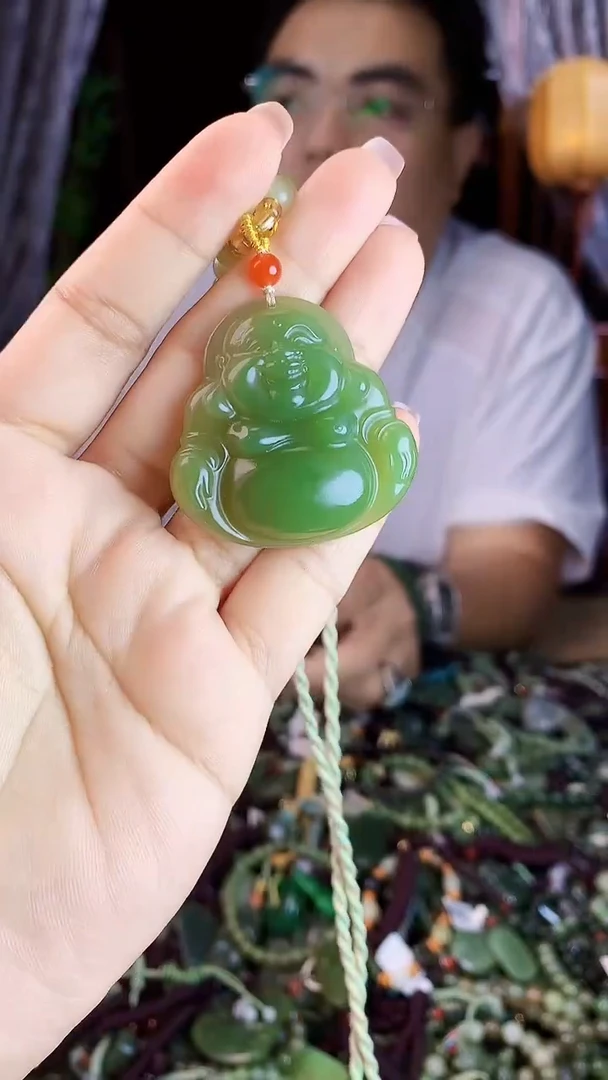 未镶嵌和田玉挂件1