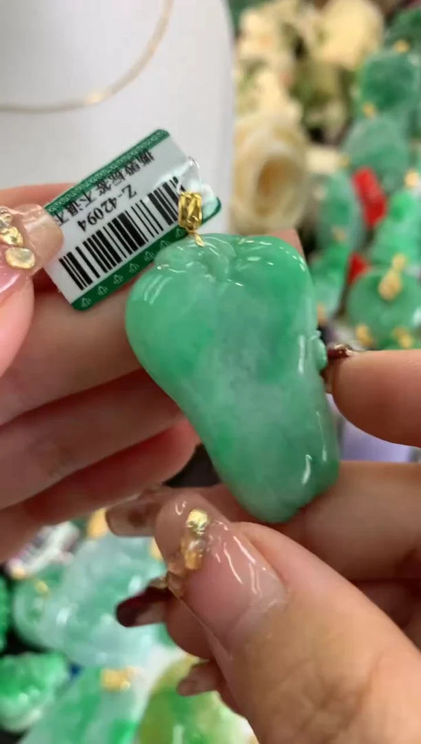 【闪购商品】翡翠吊坠(不含链)未镶嵌挂件