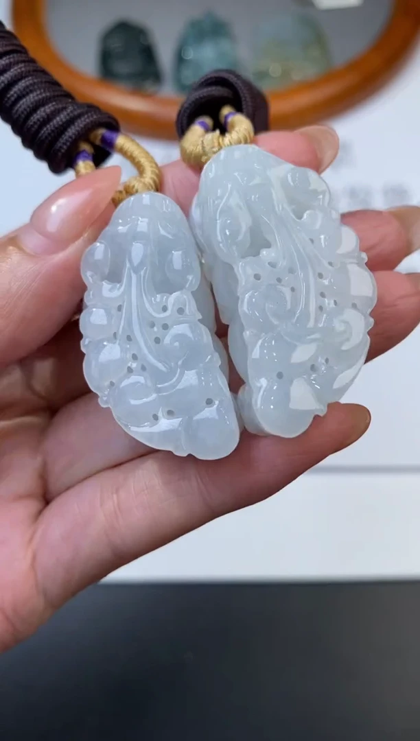 未镶嵌挂件翡翠305859   多人