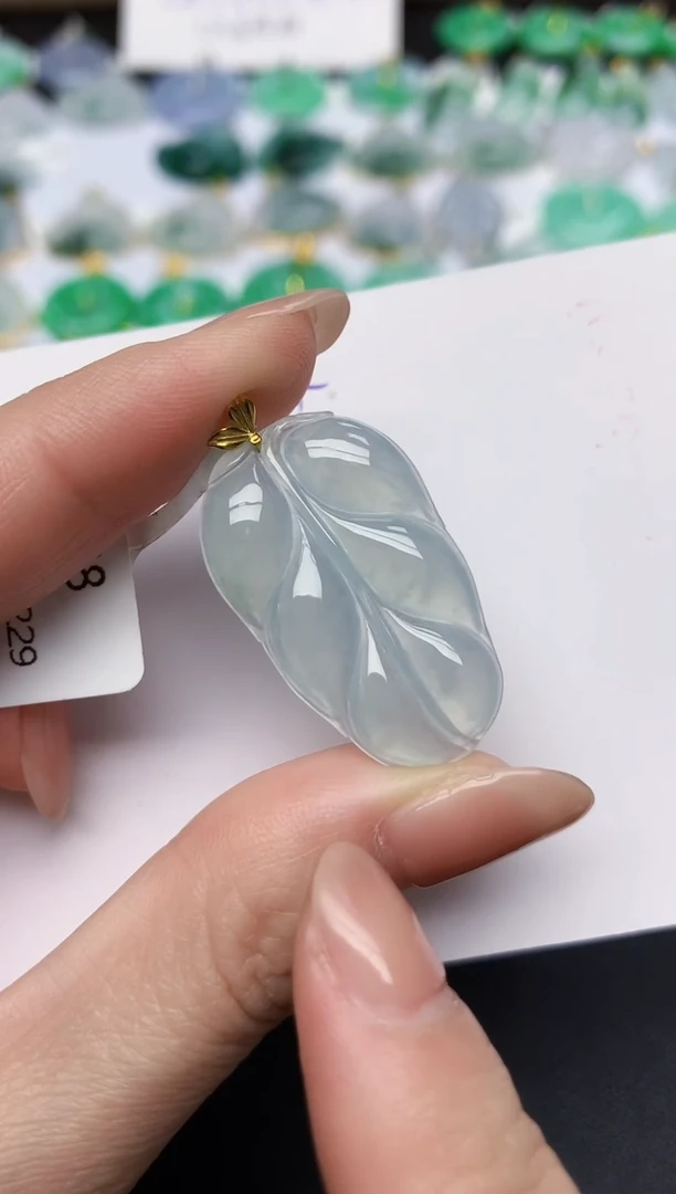 颈饰未镶嵌翡翠天然缅甸A货翡翠百元以上9元证书费自理