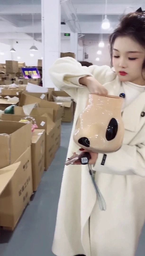 【闪购商品】玻璃私花主义花瓶厂-微瑕-1P4H