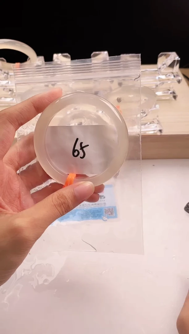 玛瑙/玉髓手镯未镶嵌65-5+