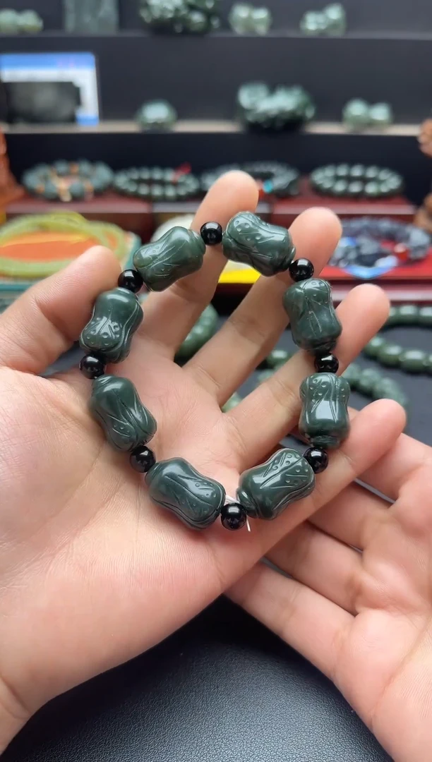 未镶嵌手串和田玉白菜特色手串