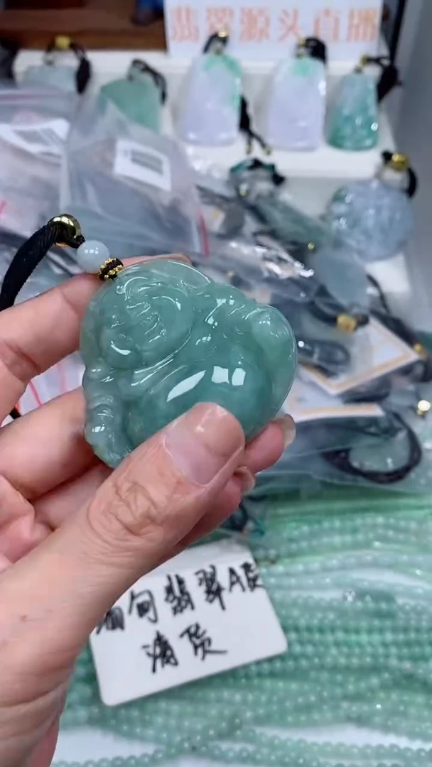 颈饰银S925镶嵌翡翠吊坠