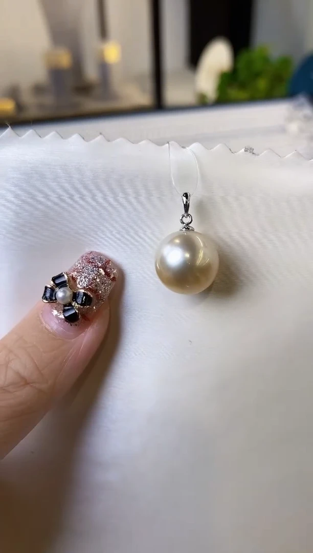 【闪购商品】海水珍珠吊坠(不含链)18K金镶嵌12-13海水珍珠吊坠