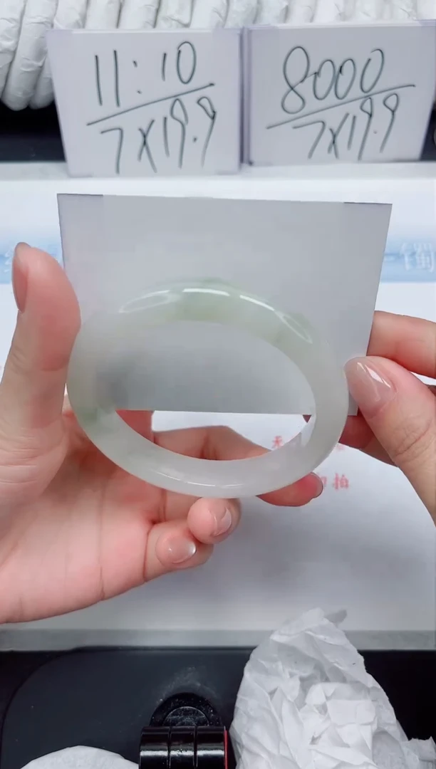 【闪购商品】石英质玉手镯未镶嵌58#60.3