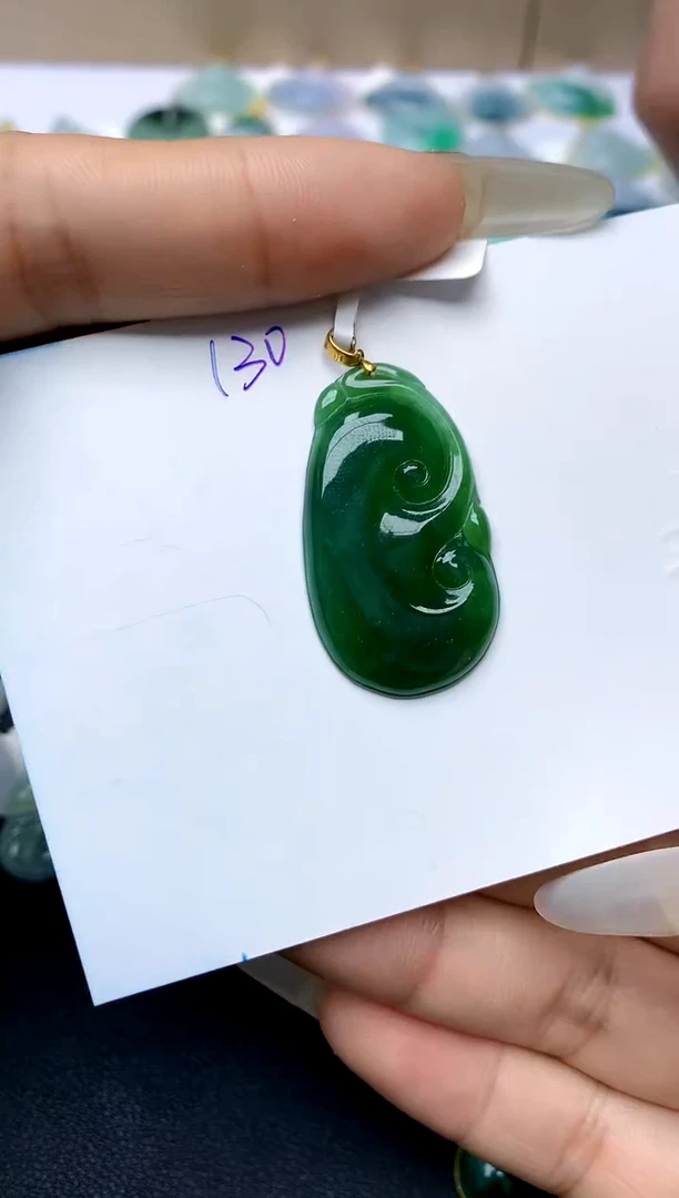 【闪购商品】翡翠颈饰18K金镶嵌天然A货翡翠