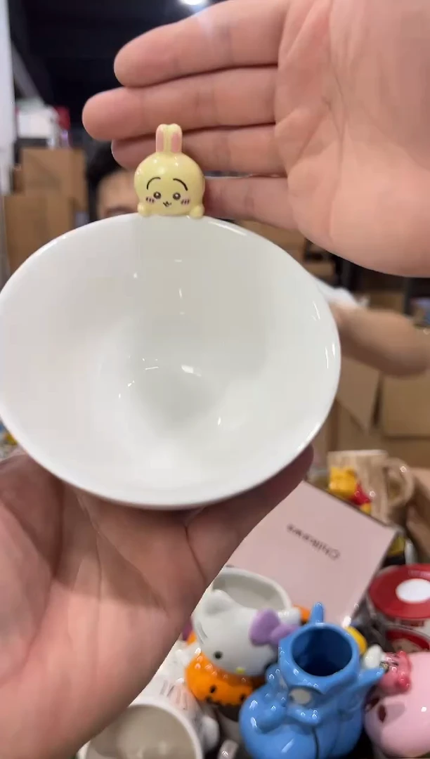 瓷片原盒乌萨奇公仔碗