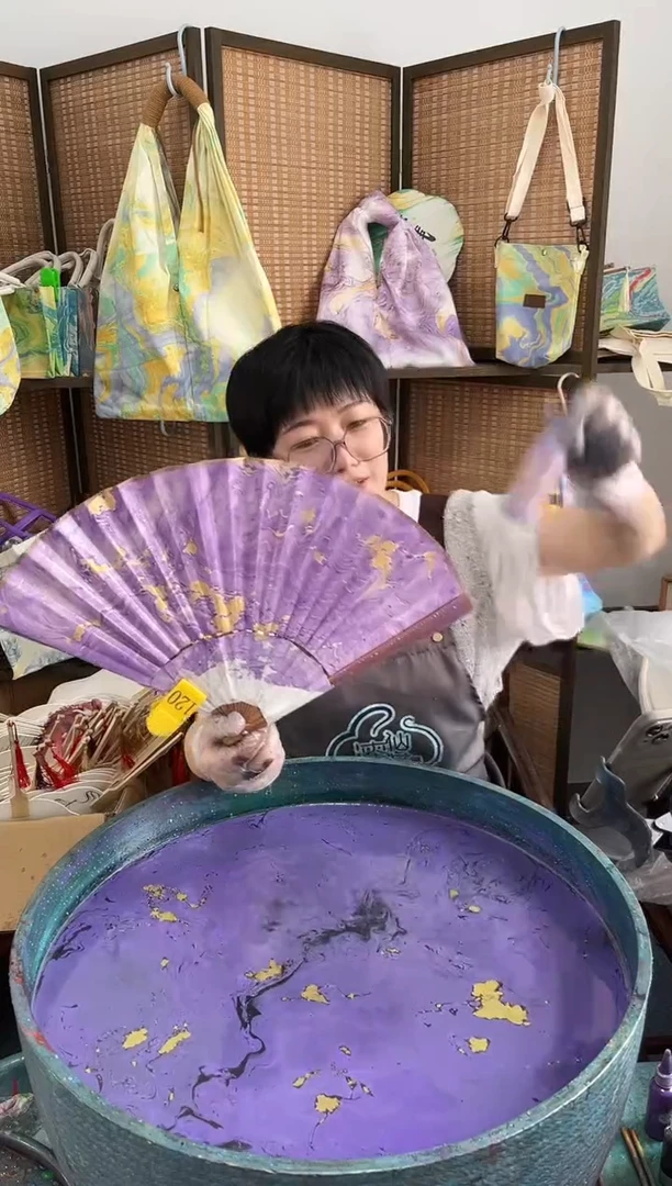 120扇子漆仙女直播闪拍