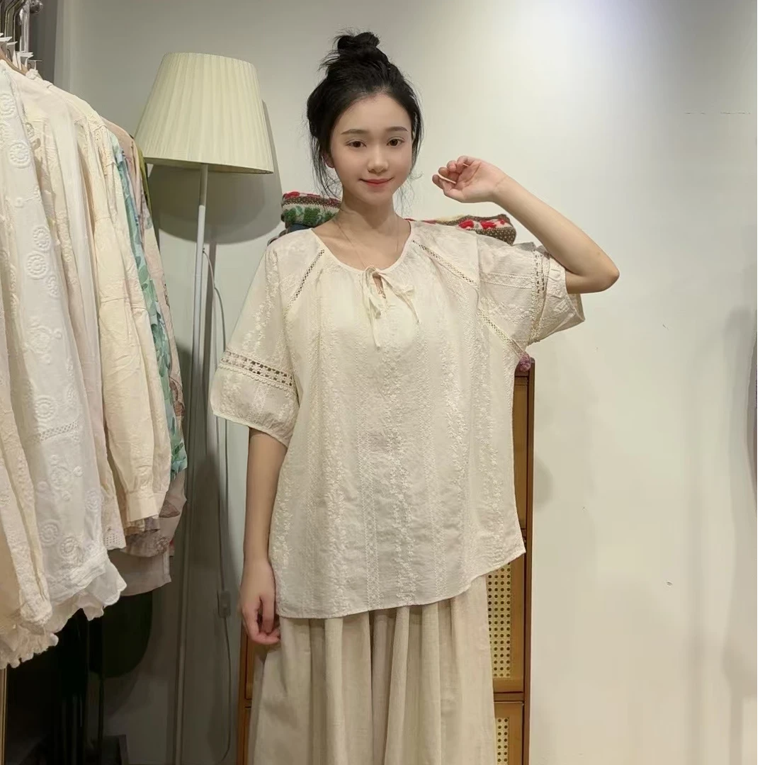 C022夏季新款棉布刺绣宽松大版圆镂空系带套头短袖衬衫