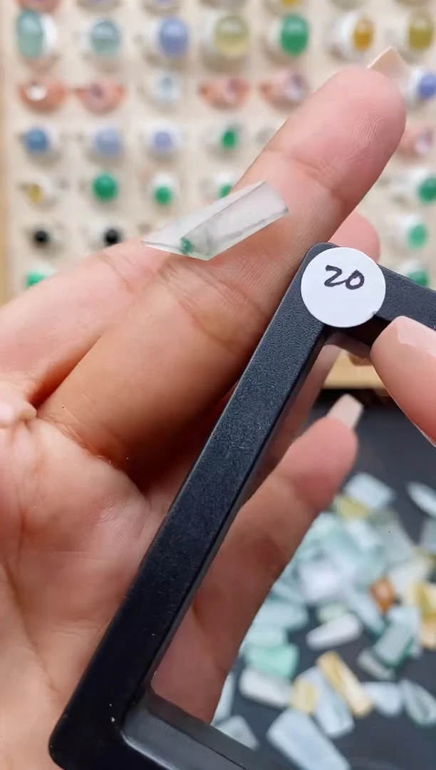 翡翠裸石缅甸天然A货翡翠