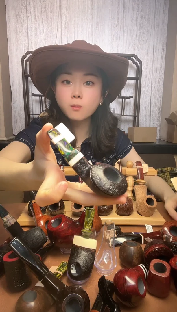星**k空腔飞碟牛头