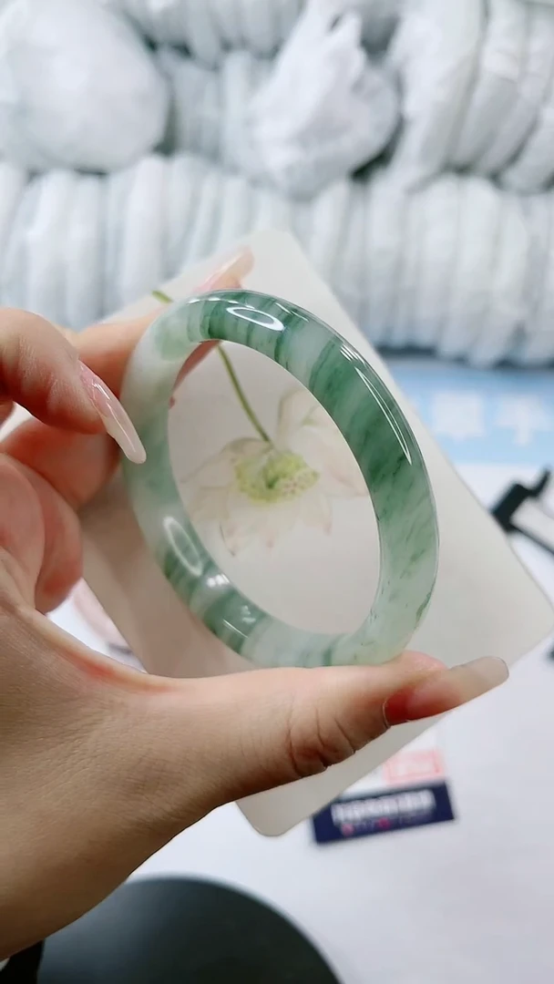 【闪购商品】石英质玉手镯未镶嵌0934301000