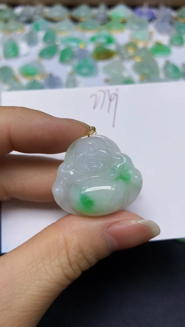 翡翠18K金镶嵌颈饰 天然翡翠A货